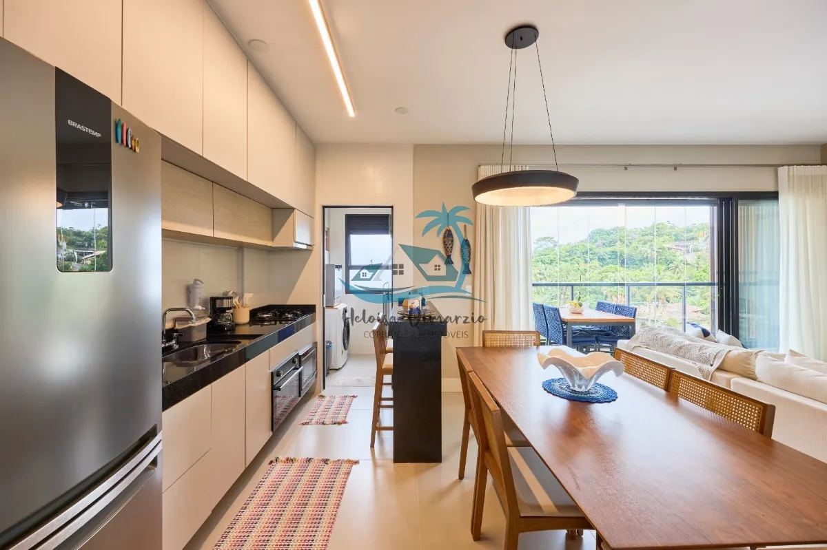 Imagem Apartamento de alto padrão a venda em Ubatuba á 70 metros do mar, bairro Santa Rita/Enseada.
