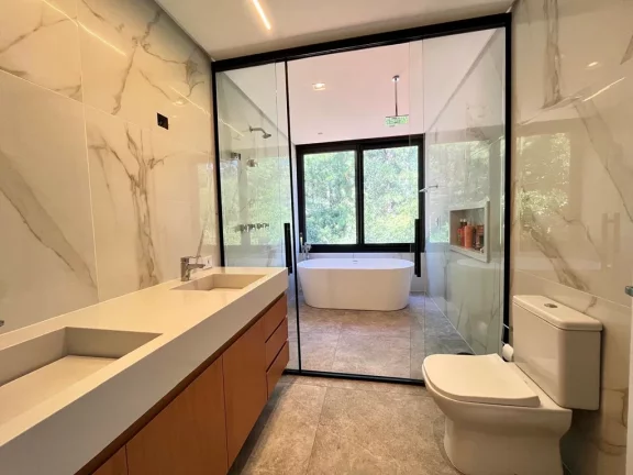 Imagem Casa em Condomínio para venda no bairro Vila Nova em Porto Alegre
