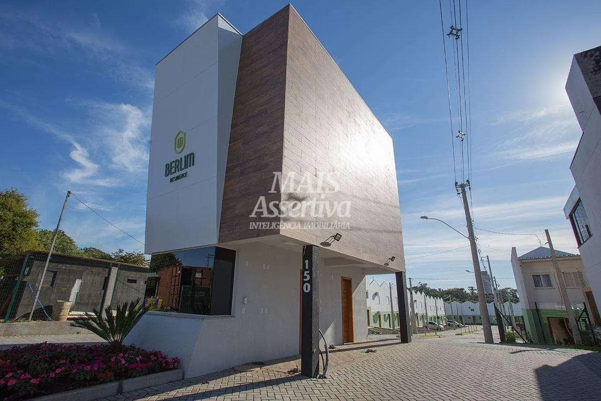 Imagem Sobrado para Venda em Portão / RS no bairro Estação Portão