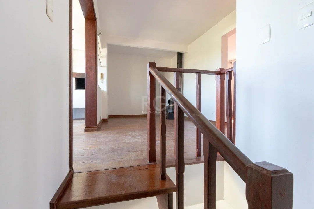 Imagem Cobertura para Venda - 79.22m², 2 dormitórios, sendo 1 suites, 1 vaga - Camaquã