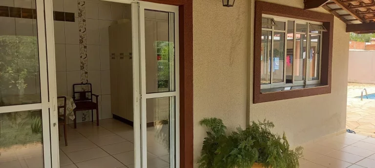 Imagem CHÁCARA COMPLETA - CHÁCARAS RECREIO ALVORADA - HORTOLÂNDIA