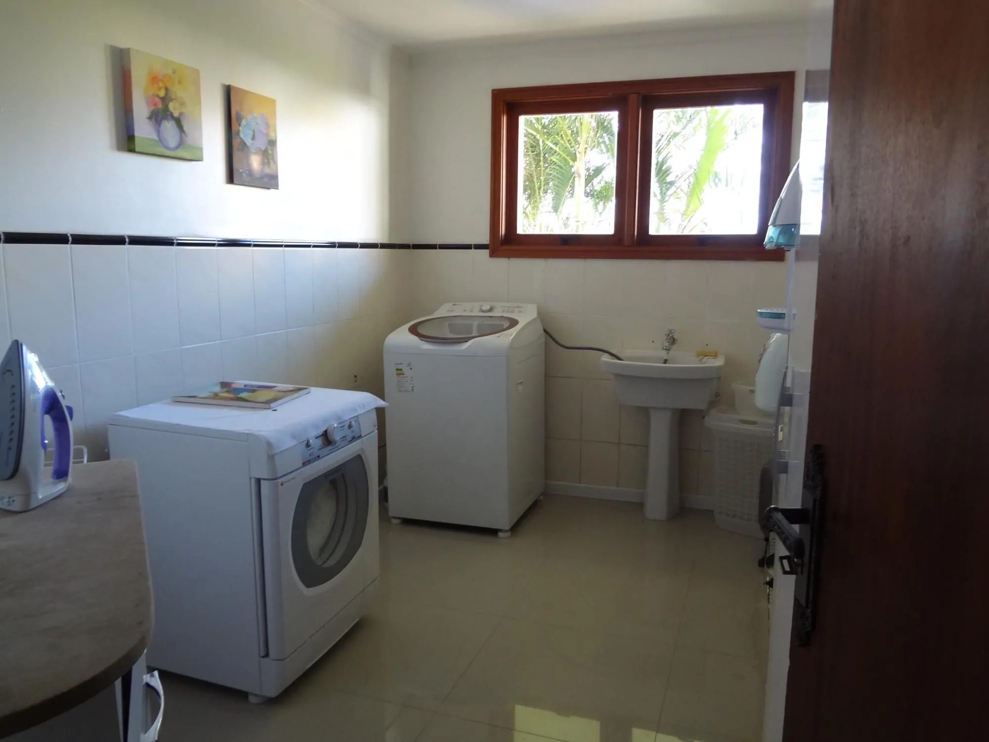 Imagem Casa para Venda - 230m², 3 dormitórios, sendo 1 suites, 3 vagas - Aberta Dos Morros