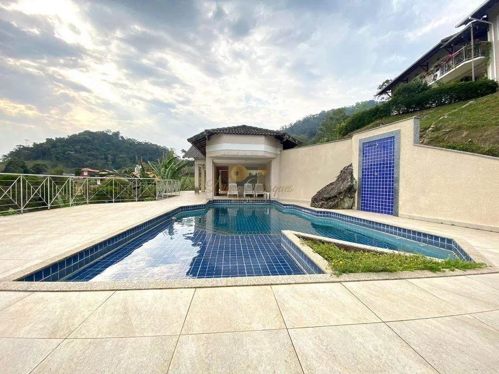 Imagem Casa em Condomínio para Venda em Teresópolis / RJ no bairro Vargem Grande