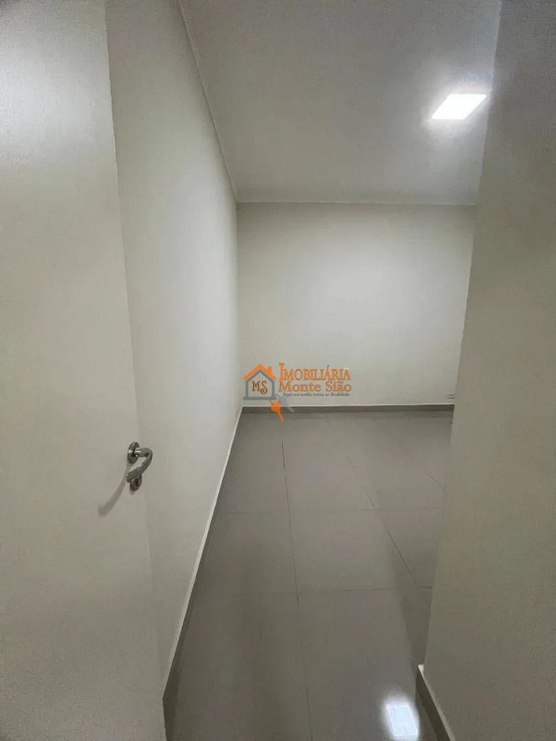 Imagem Sobrado com 3 dormitórios à venda, 143 m² por R$ 640.000,00 - Parque Santo Antônio - Guarulhos/SP