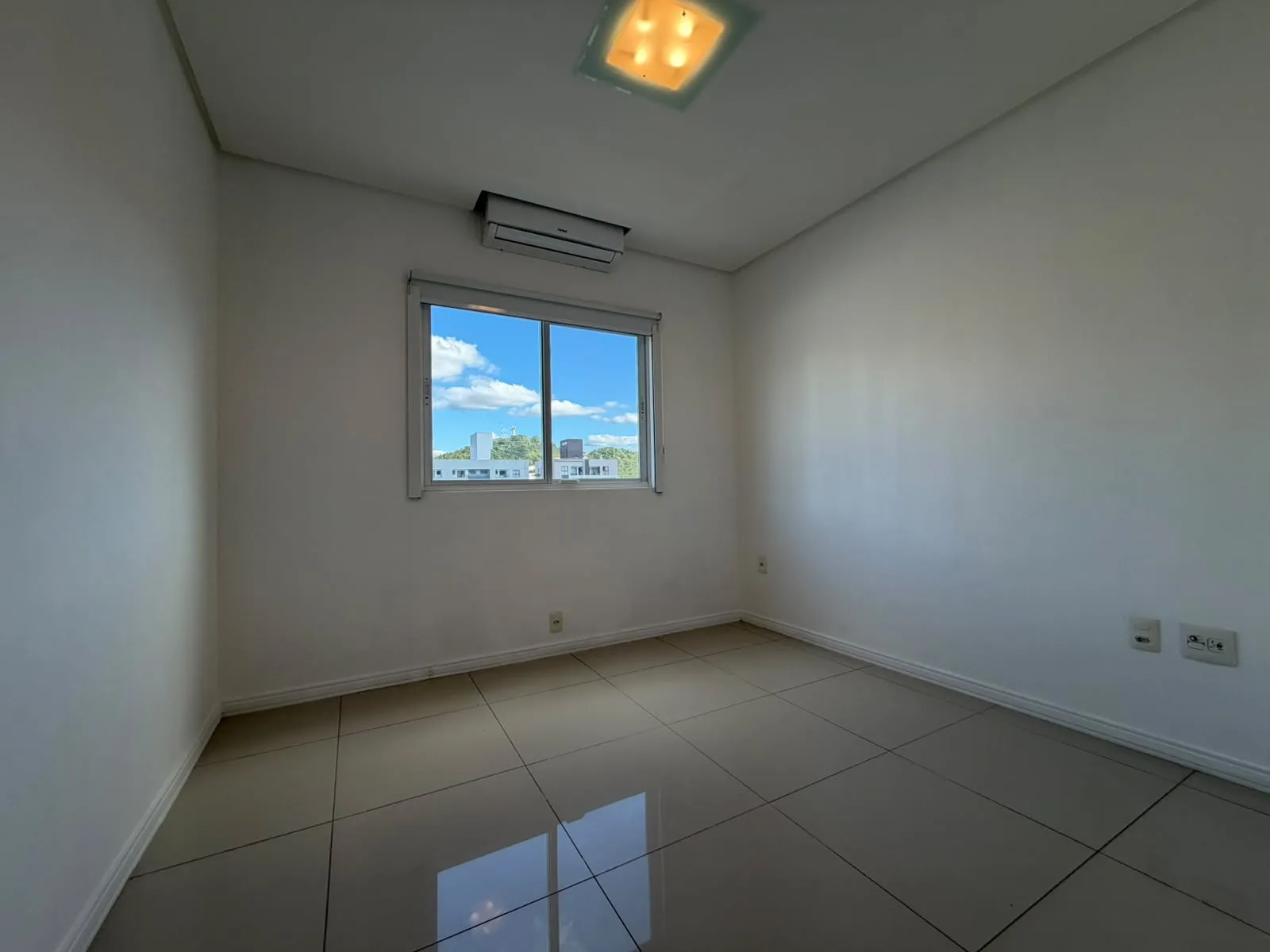 Imagem Apartamento à venda com 80m2 por R$ 1.190.000,00