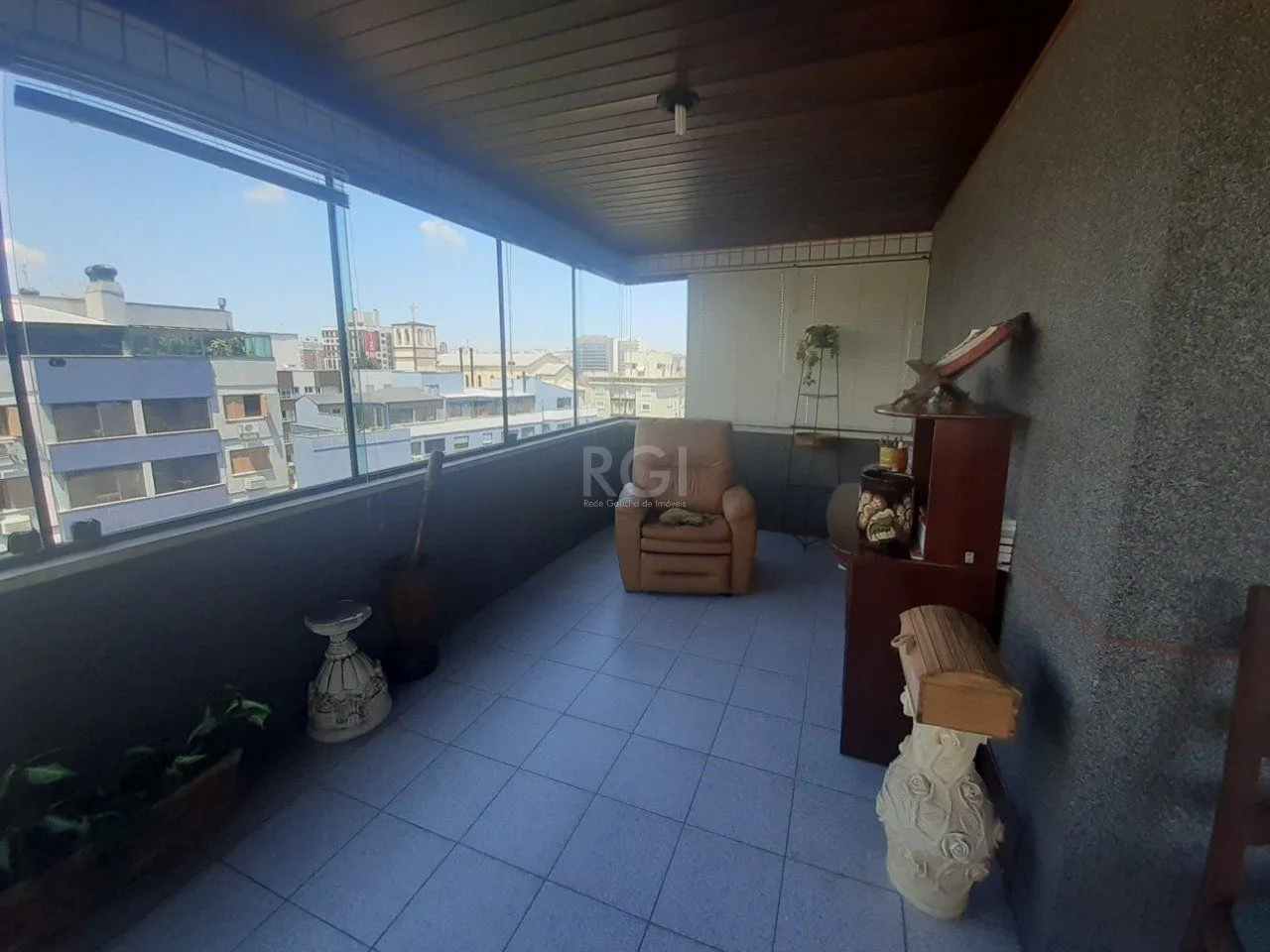 Imagem Cobertura para Venda - 281.25m², 3 dormitórios, sendo 1 suites, 2 vagas - Cristo Redentor