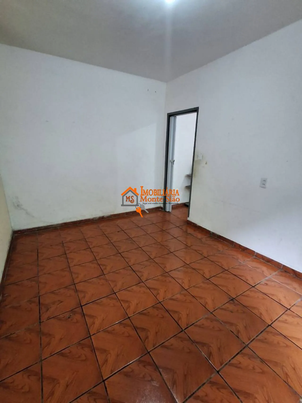 Imagem Casa com 3 dormitórios à venda, 310 m² por R$ 650.000,00 - Picanco - Guarulhos/SP
