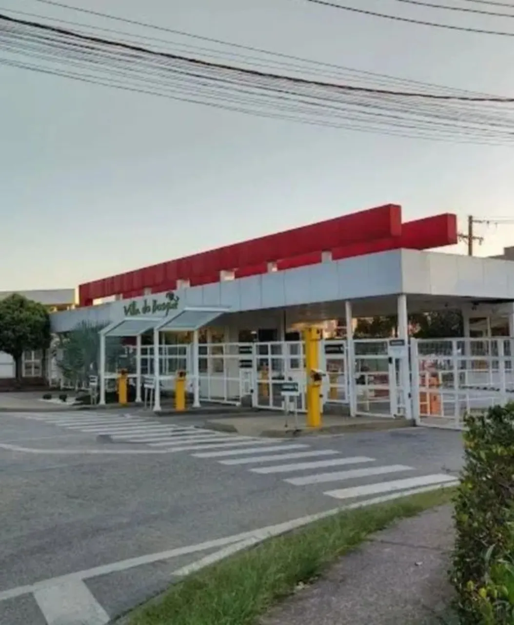 Imagem Casa de alto padrão em condomínio à venda em Sorocaba-SP, Chácaras Reunidas São Jorge: 3 quartos, 3 suítes, 3 salas, 4 banheiros, 2 vagas, 170m².