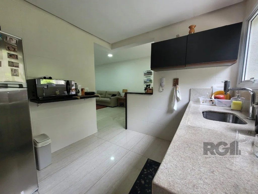 Imagem Casa Condominio para Venda - 250.88m², 3 dormitórios, sendo 3 suites, 3 vagas - Praia de Belas