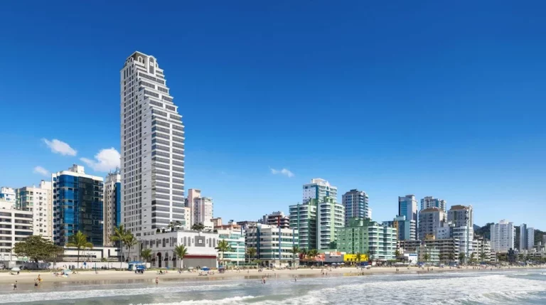Imagem Grand Luxury - Apartamento à venda no bairro Meia Praia - Itapema/SC