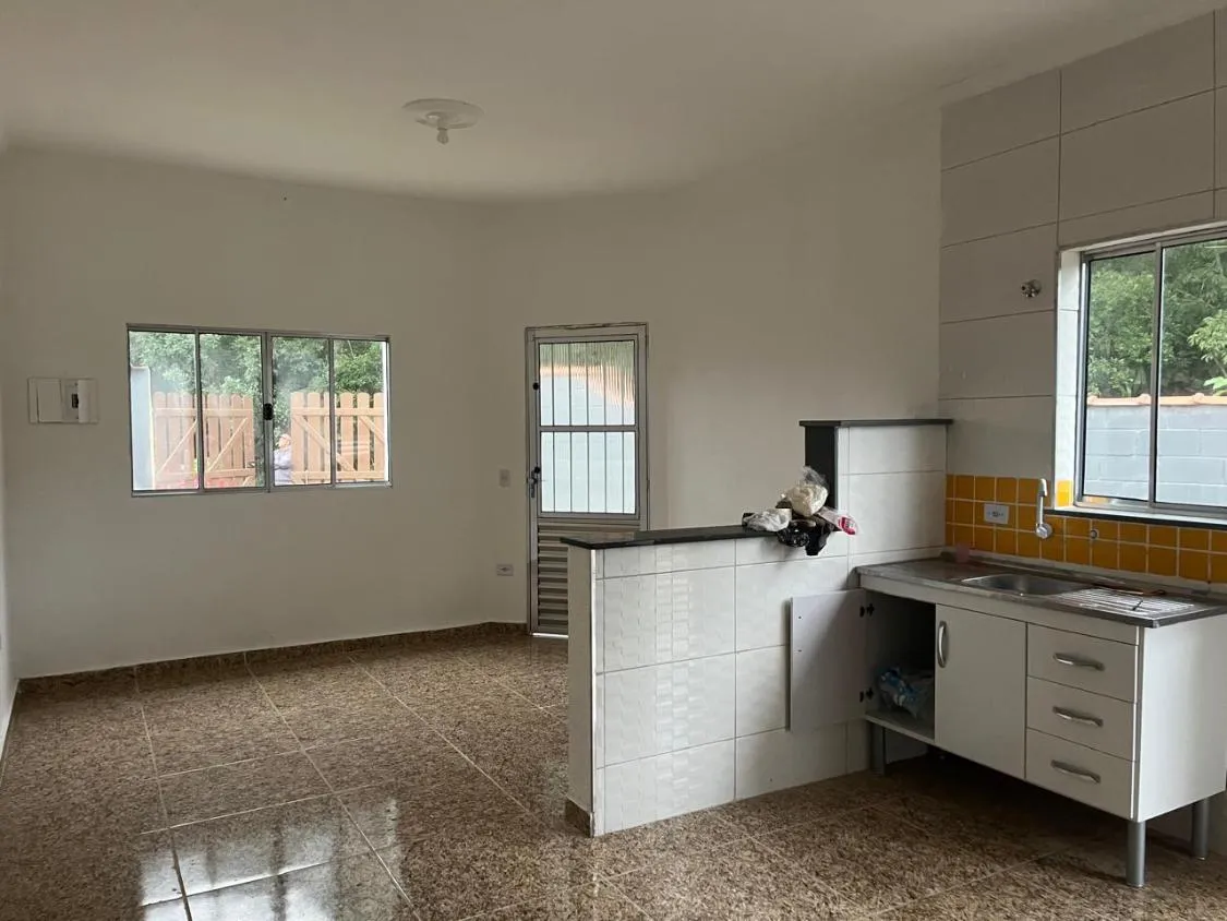 Imagem CASA 2 DORM SENDO 1 SUITE LADO PISTA À VISTA NOSSA SENHORA DO SION ITANHAEM