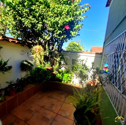 Imagem Casa Térrea com 2 quartos e 3 vagas na Vila Helena em Jundiaí-SP