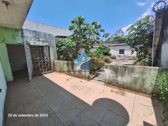 Imagem CASA NA AVENIDA CONSTANTINO NERY - CENTRO