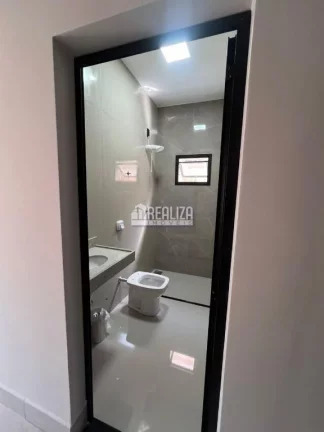 Imagem Casa à venda no Jardim Maracanã, Uberaba: 1 suíte, móveis planejados