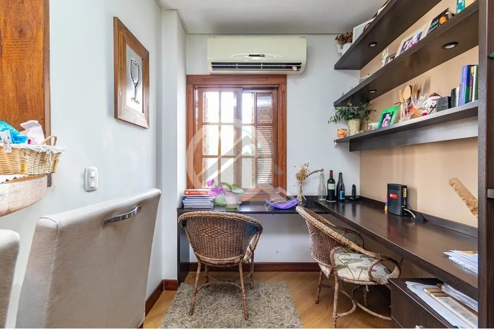 Imagem Cobertura Mobiliada no Bairro Petrópolis ? Elegância e Conforto Prontos para Morar Encante-se com ...