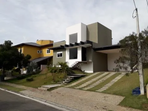 Imagem VENDA DE CASA NO CONDOMÍNIO IBIRAPITANGA, EM SANTA ISABEL/SP, 287m² com 3 suítes. CONSULTE-NOS.