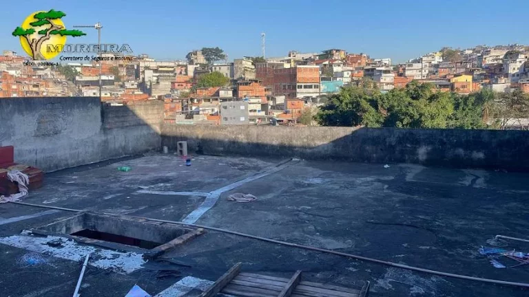Imagem TERRENO COM DUAS CASAS PARA VENDA - JD PERI -