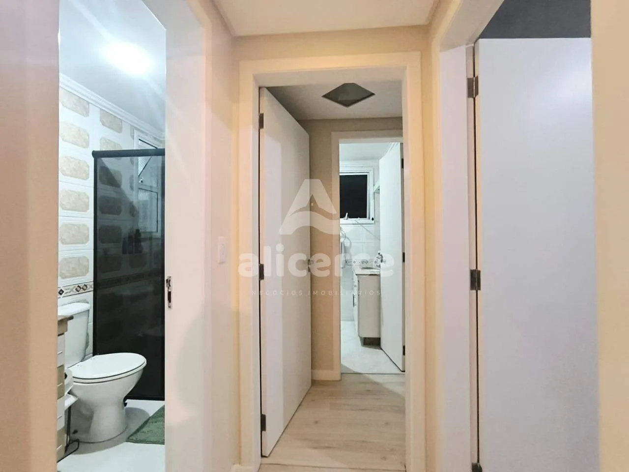 Imagem Apartamento à venda com 2 quartos , 79m² em Jardim Cidade de Florianópolis São José