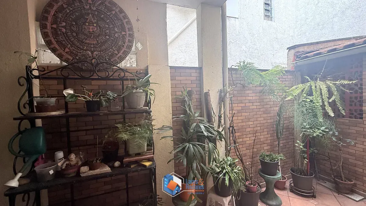 Imagem Sobrado para venda em Perdizes com 4 quartos, sendo 1 suíte, 180m²
