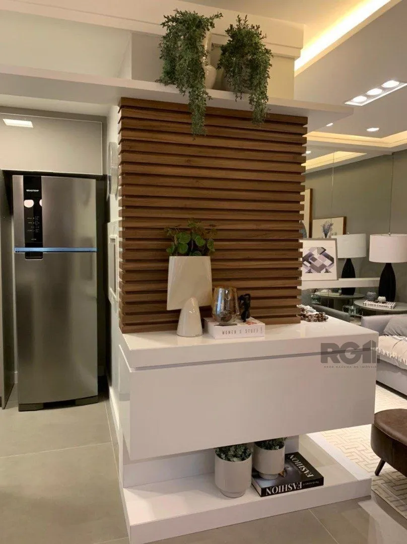 Imagem Apartamento belíssimo de 02 dormitórios com garagem coberta.