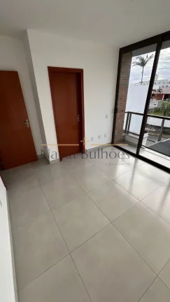 Imagem CASA RESIDENCIAL em SÃO JOSÉ - SC, SERRARIA