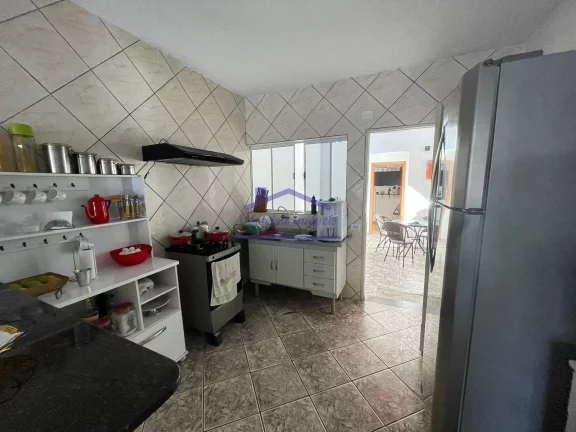 Imagem Excelente casa no Perequê-Açú - Próximo a praia