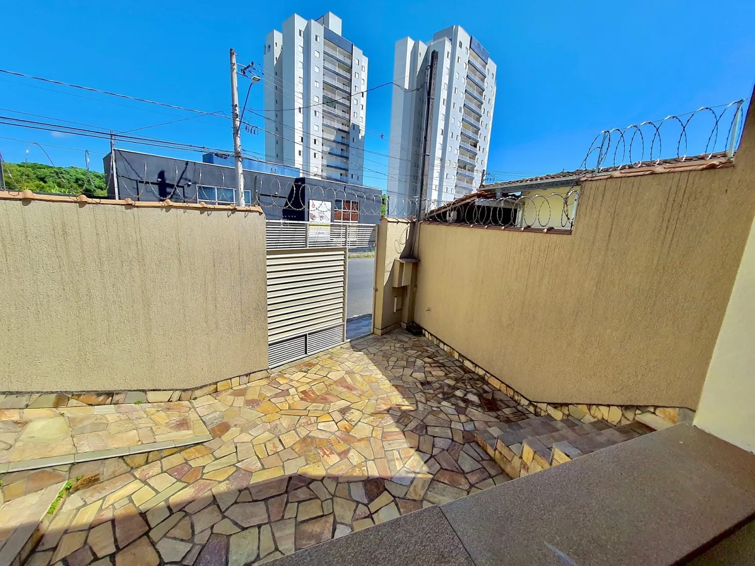 Imagem Casa à venda 1 Quarto, Vila São José, Taubaté - SP