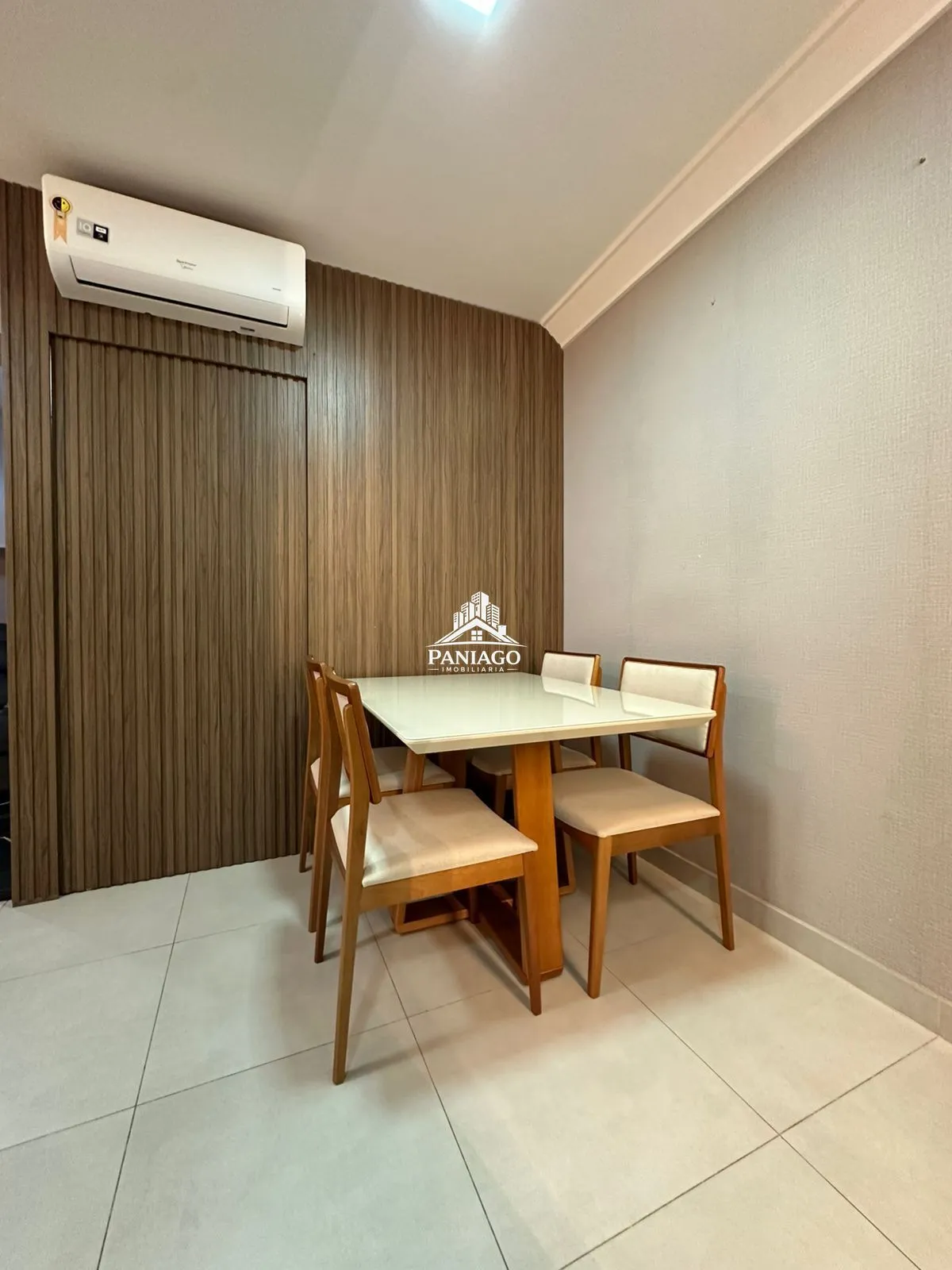 Imagem Apartamento Porteira Fechada com 2 Quartos à Venda no Villagio Calábria | Goiabe