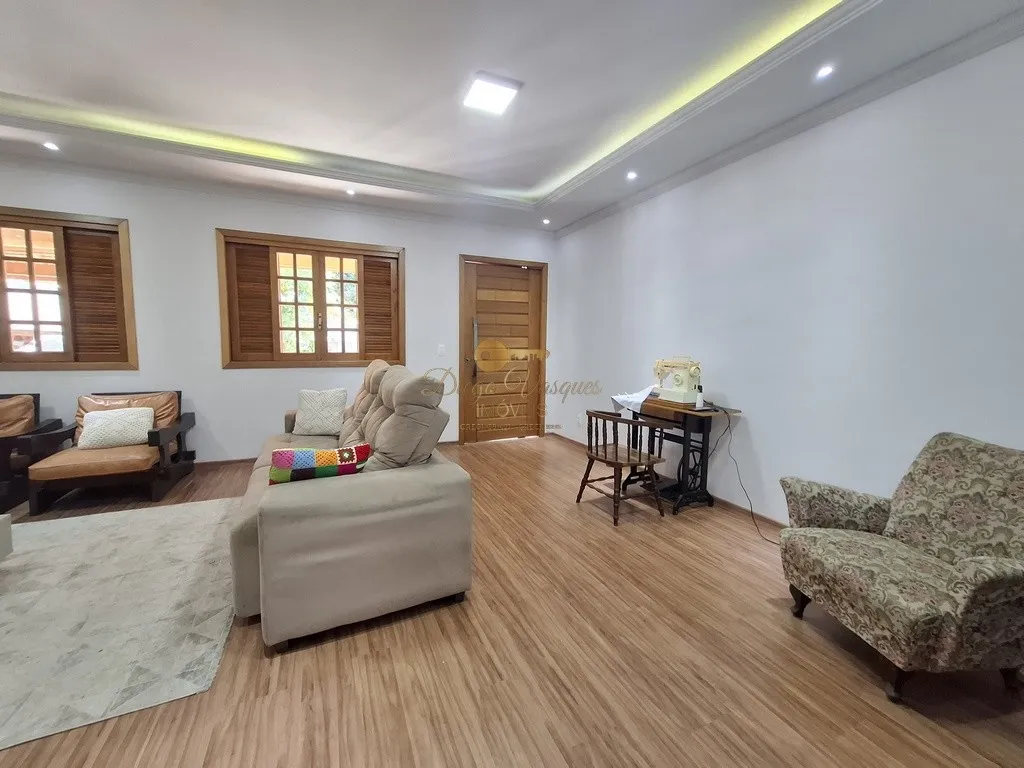 Imagem Casa em Condomínio para Venda em Teresópolis / RJ no bairro Barra do Imbuí
