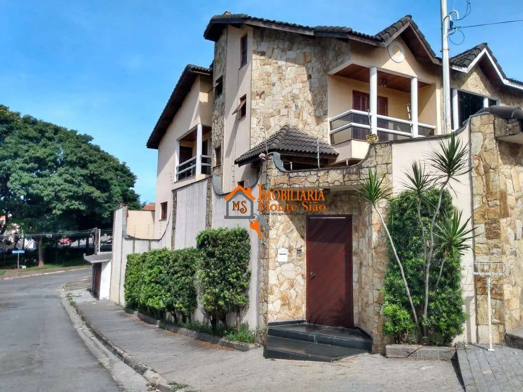 Imagem Sobrado com 3 dormitórios à venda, 279 m² por R$ 1.272.000,00 - Jardim Santa Mena - Guarulhos/SP
