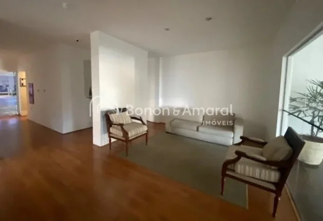 Imagem Excelente apartamento à Venda em excelente localização no Cambuí. Próximo a comércio como farm...