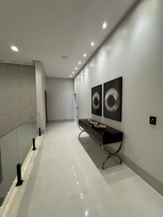 Imagem Sobrado Alto Padrão em Condomínio