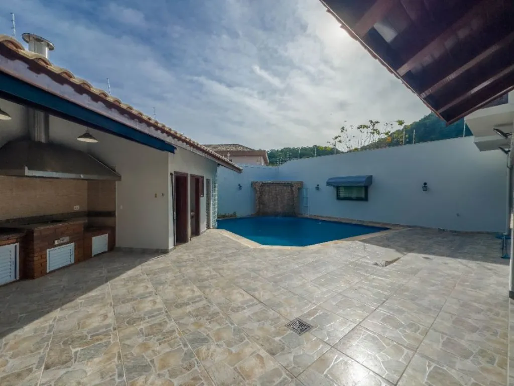 Imagem CASA COM 286,96 m² - CANTO DO FORTE - PRAIA GRANDE SP