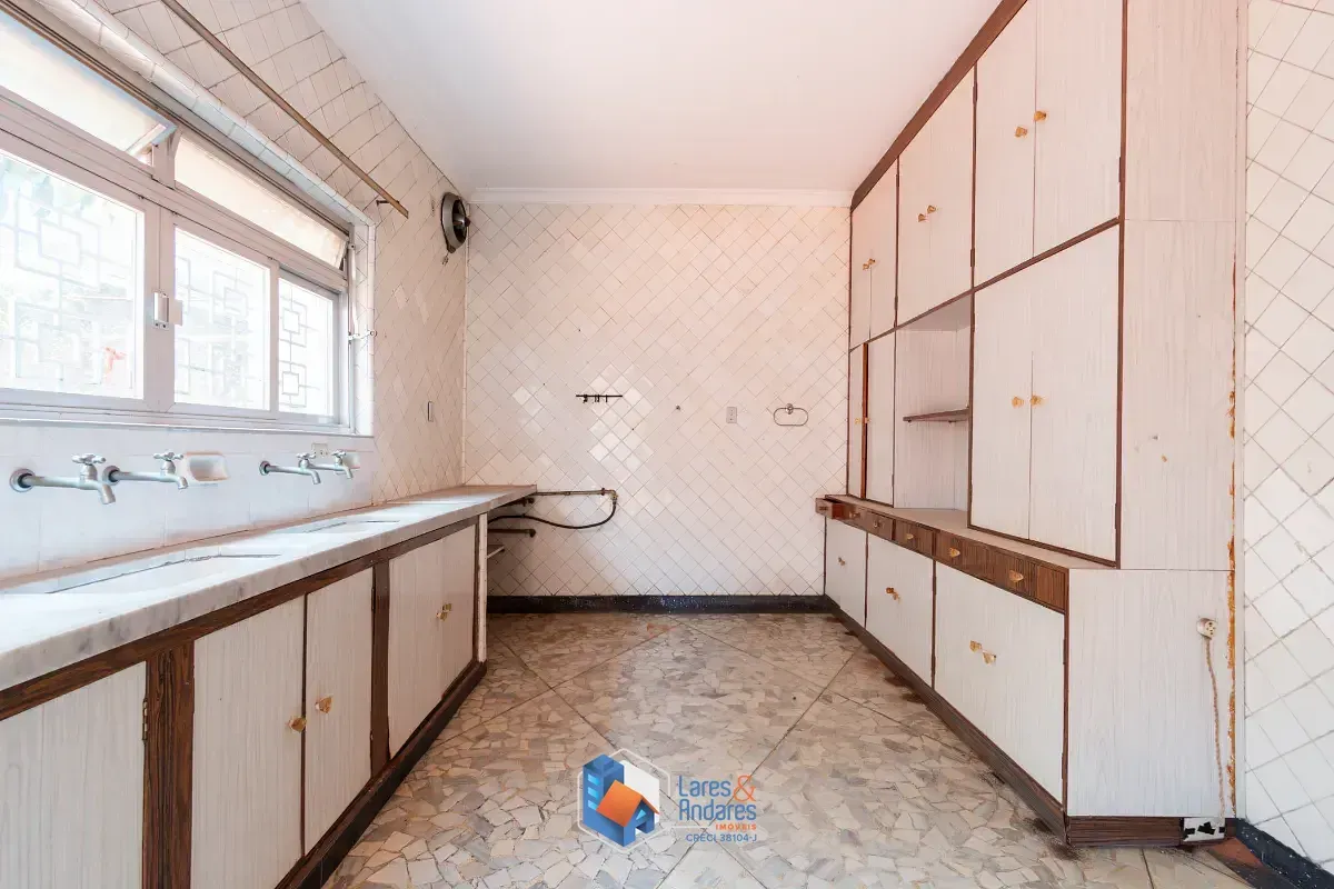 Imagem Casa para venda em Aclimação com 4 quartos, 334m²