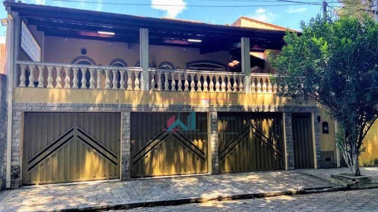 Foto do imóvel Casa com 4 dormitórios à venda - Chácara Do Moinho - Cachoeira Paulista/SP