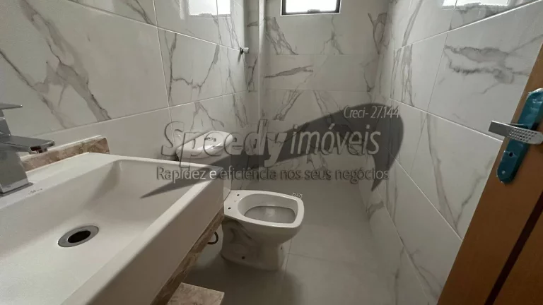 Imagem Casa em Santos para venda, sobreposta alta bairro Vila Belmiro