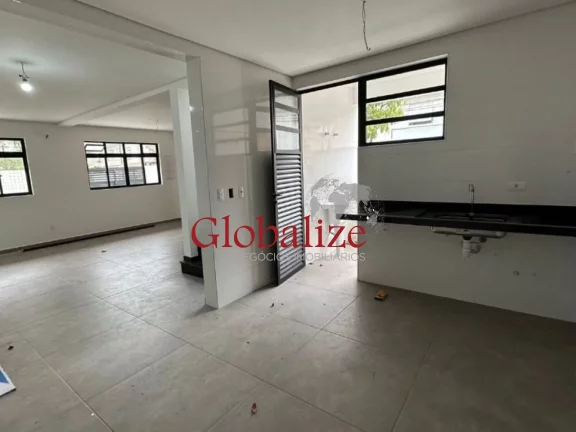 Imagem Sobrado à venda com 140m², 3 suites, piscina, churrasqueira por R$1.480.000,00 na Vila Belmiro em Santos