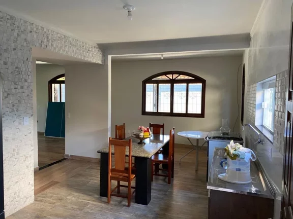 Imagem LINDA CASA COM 3 QUARTOS E 1 SUÍTE A VENDA COM PISCINA NA PRAIA DO MORRO GUARAPARI-ES