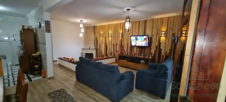 Imagem Chácara à Venda em Terra Preta/Mairiporã: 1035m² de Terreno e 240m² 900 MIL