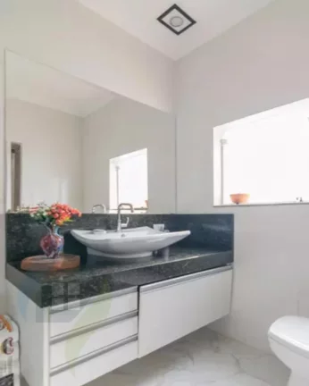 Imagem Cobertura de 3 dormitórios, 3 banheiros, 2 vagas, com 174m² em Jardim, Santo André