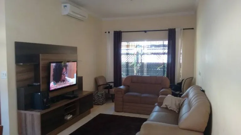 Imagem Casa com 2 Quartos à Venda, 75 m² em Boqueirão - Praia Grande