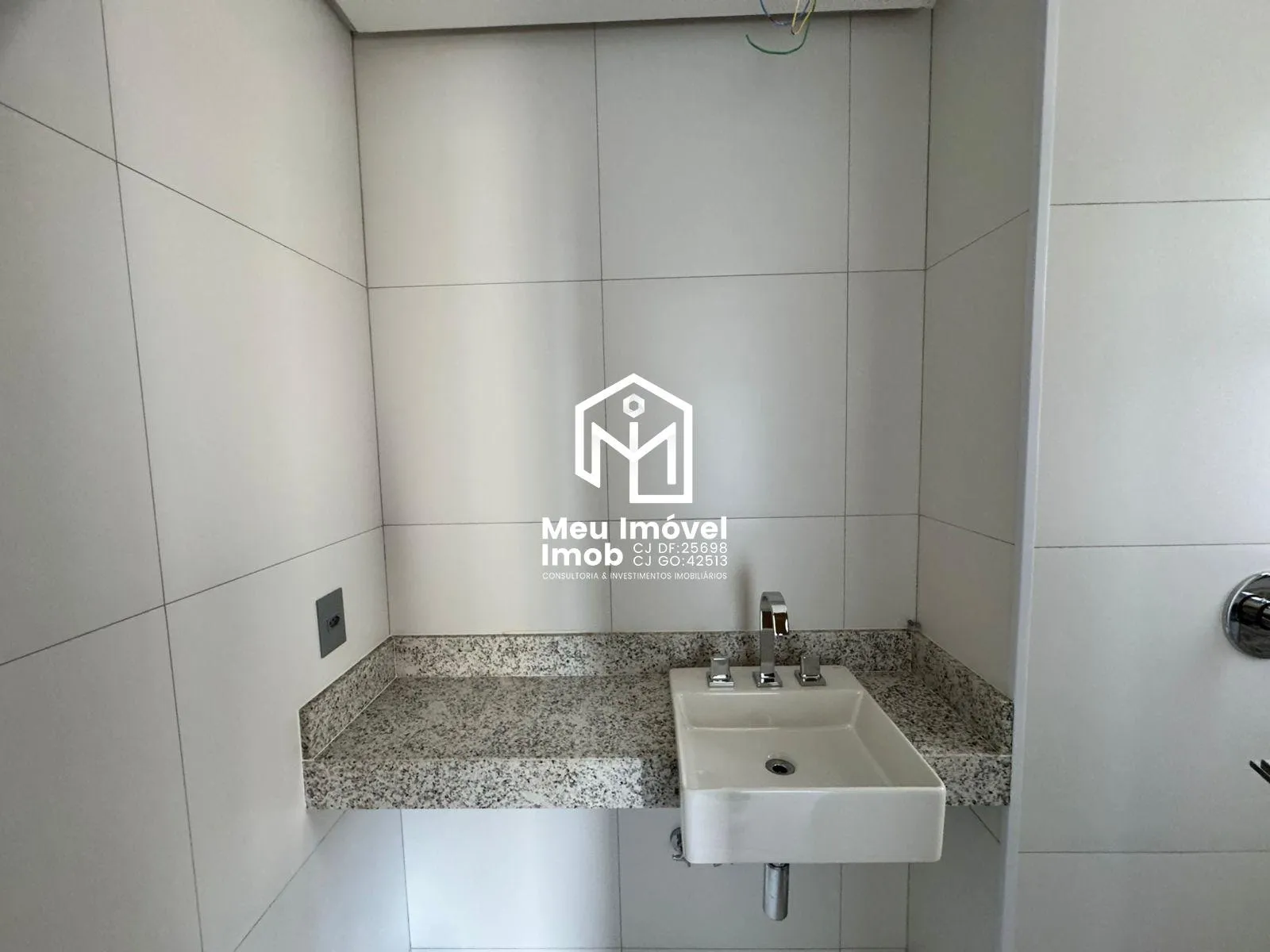 Imagem Apartamento 4 Quartos 4 Suítes 3 Vagas 175m² Novo AC FGTS