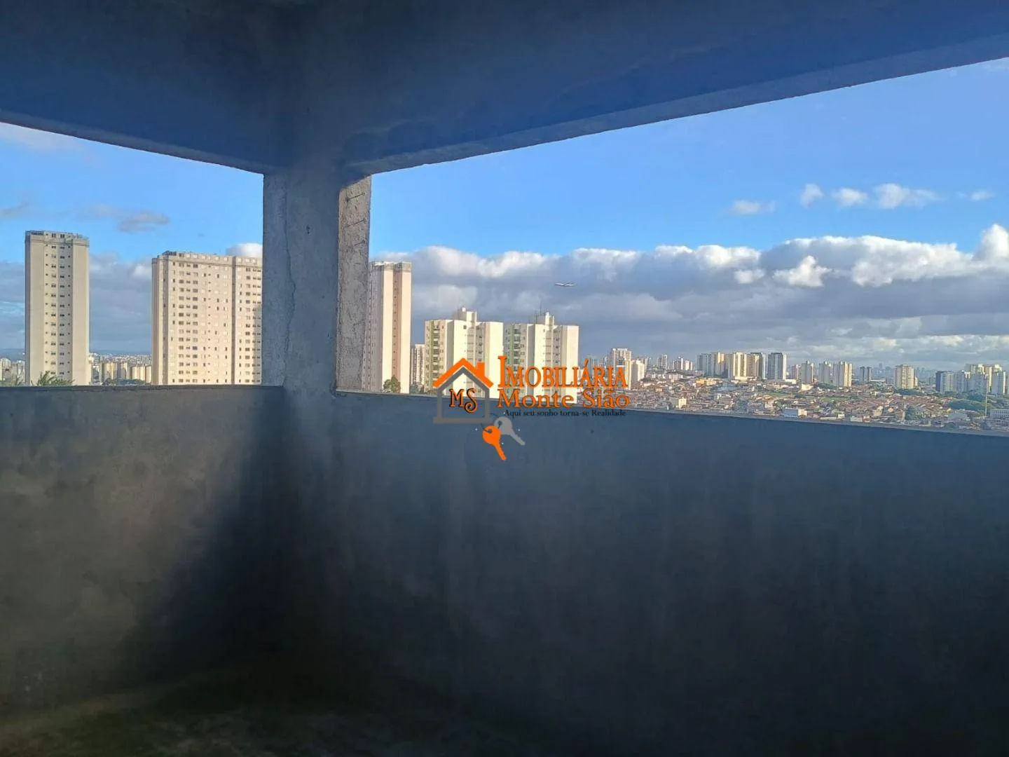 Imagem Sobrado com 3 dormitórios à venda, 360 m² por R$ 800.000,00 - Parque Continental II - Guarulhos/SP
