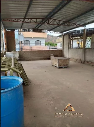 Imagem Casa Duplex com Loja Comercial em lote aprox 282 m2 - COD 650