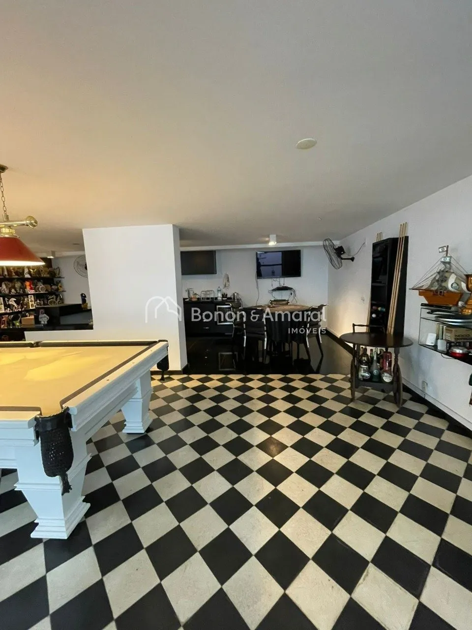 Imagem Casa em bolsão com portaria, 4 quartos, 357 m² à venda no Jardim das Paineiras, Campinas/SP
