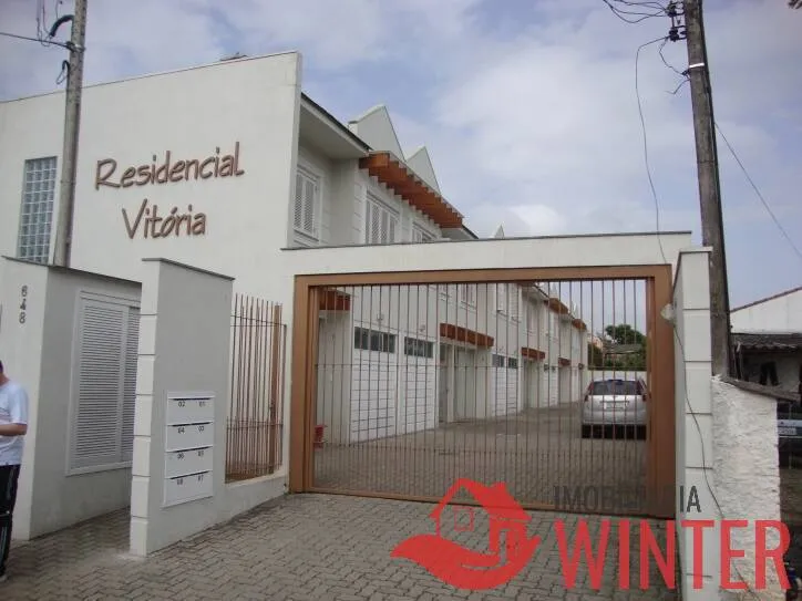Foto do imóvel Sobrado com 2 dormitórios e garagem no Centro de Feliz.