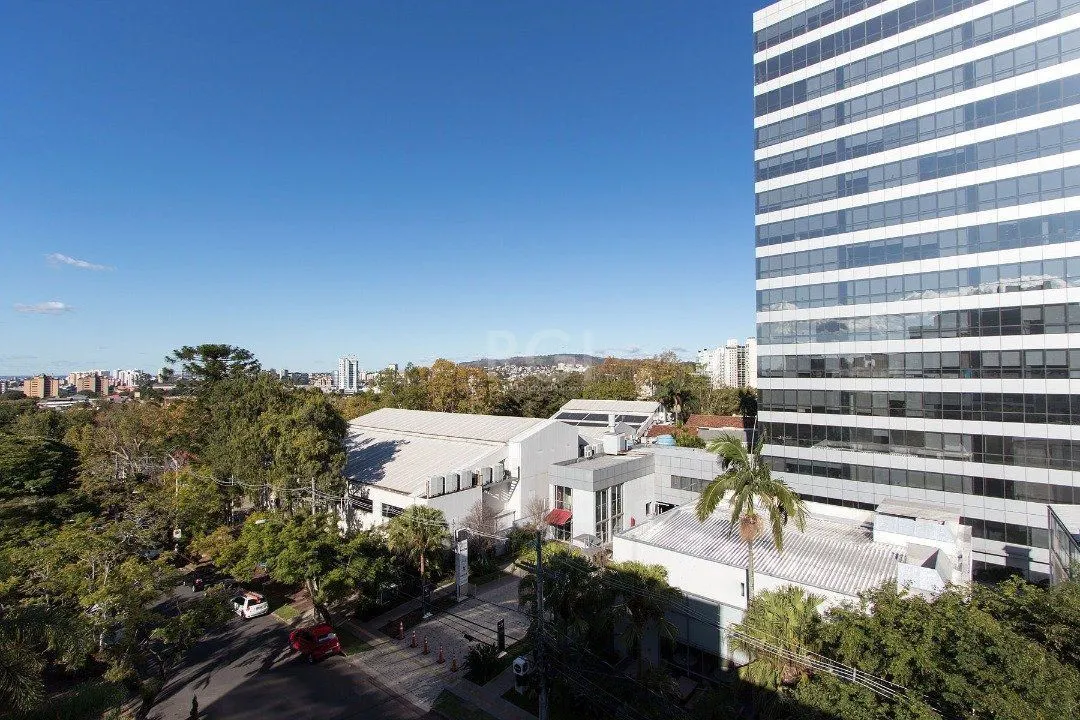 Imagem Cobertura Comercial para Venda - 225,39m², 0 dormitórios, 3 vagas - Bela Vista