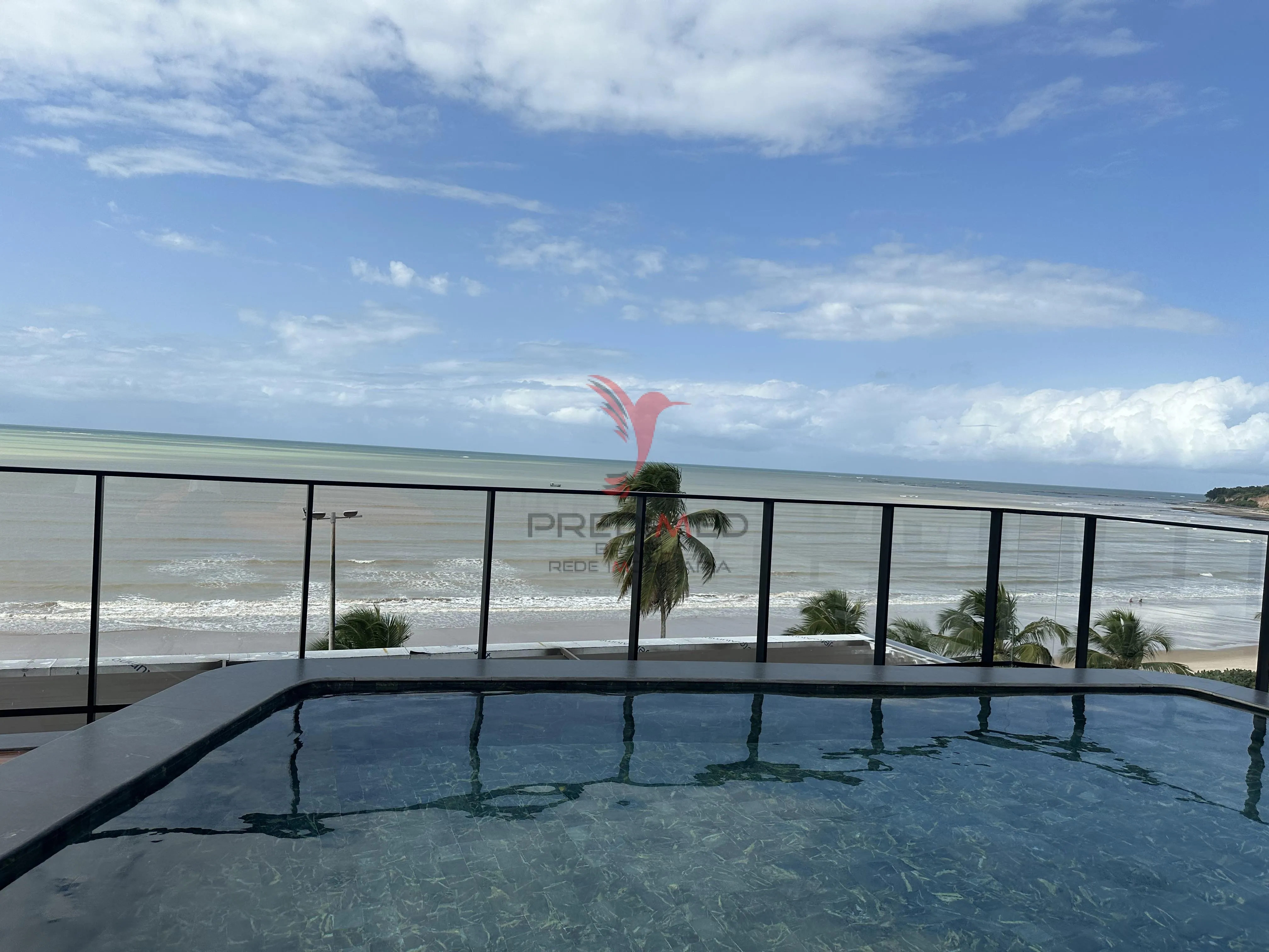 Imagem Super oportunidade de venda de flat à Beira-mar do Cabo Branco, com vista definitiva