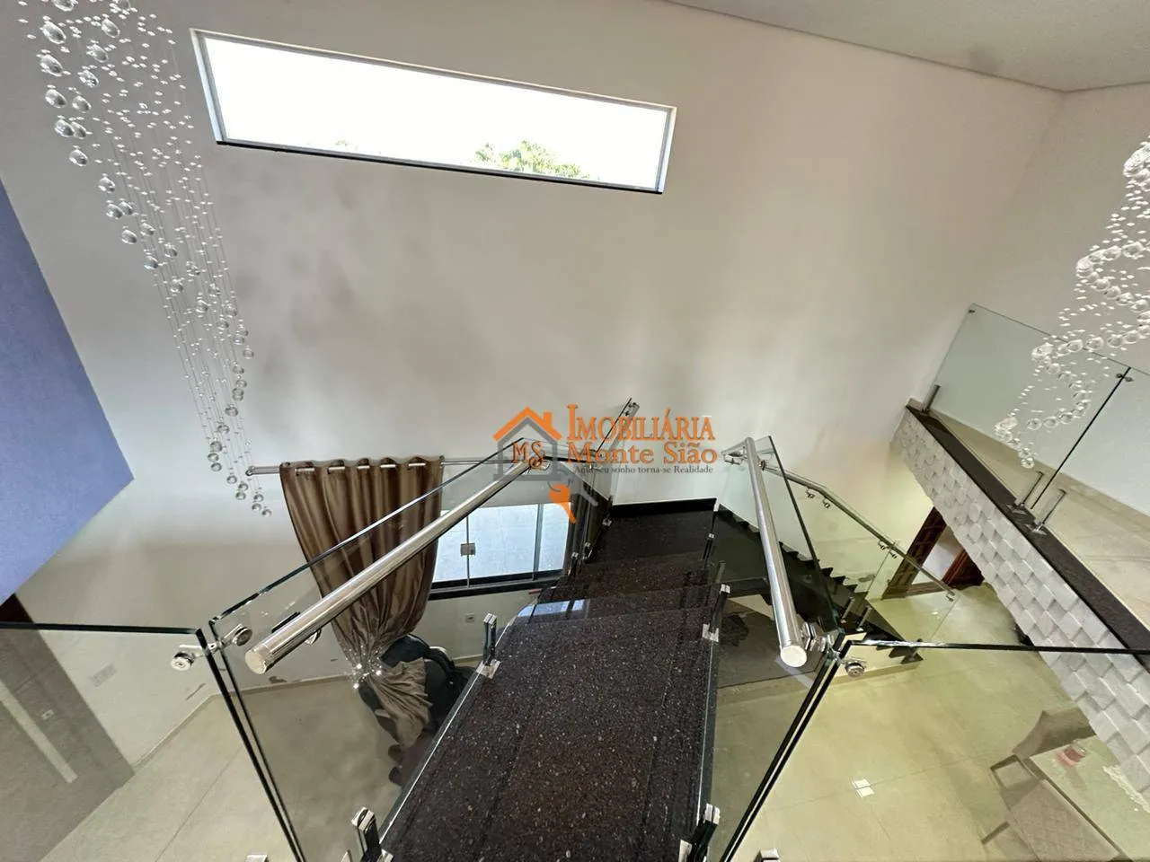 Imagem Sobrado com 3 dormitórios à venda, 300 m² por R$ 2.800.000,00 - Pindorama - Mogi das Cruzes/SP