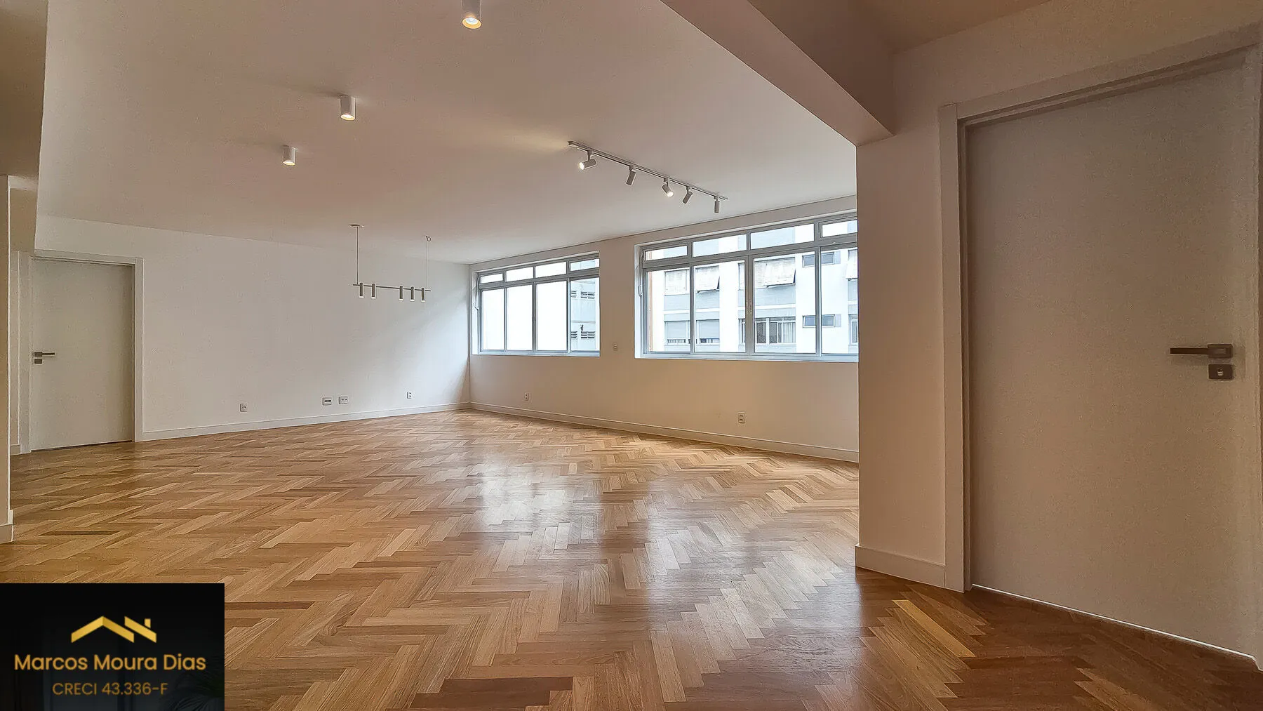 Imagem Apartamento Alameda Casa Branca, Reformado, 3 dormitórios, 1 Suíte, 158 m2